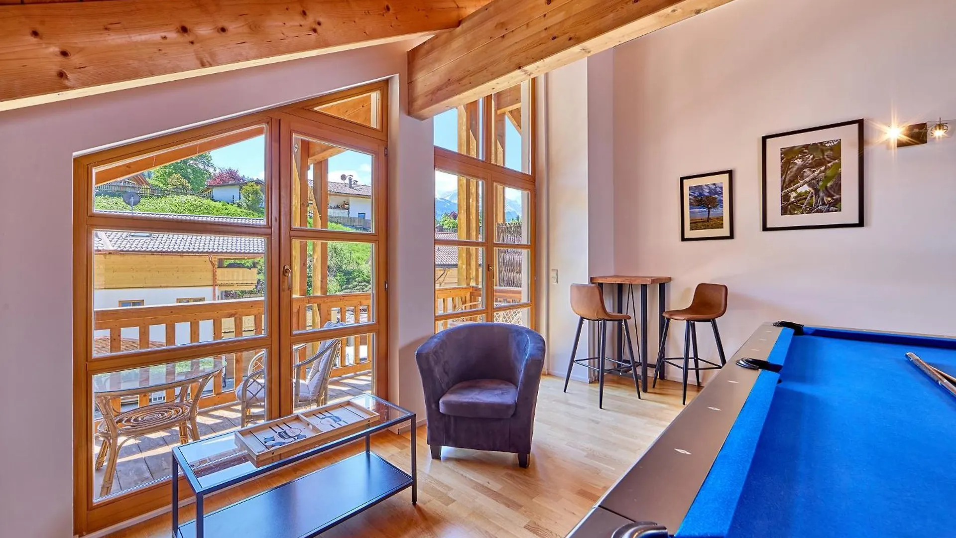 Semesterbostad Mountain Safari Garmisch - Spacious, Scenic And Steps From Adventure Tyskland